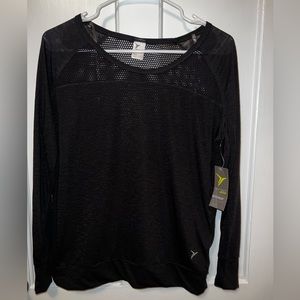 Old Navy Active - go dry mesh shirt - XS